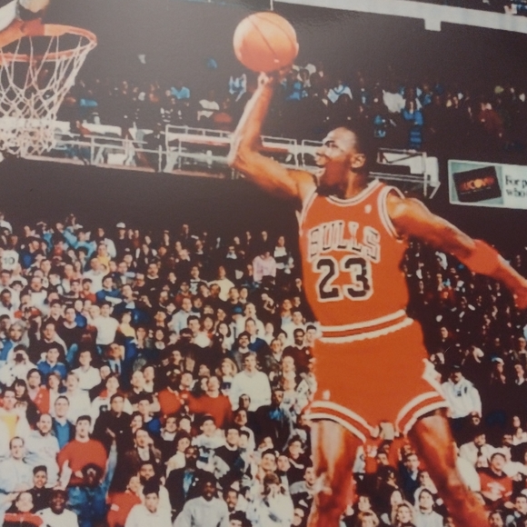 MICHAEL JORDAN 8.5x11 FREE THROW LINE DUNK &DUNK VS LAKERS NBA GLOSSY POSTER SET - Picture 4 of 13